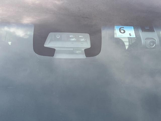 G セーフティセンス・禁煙車・電動スライドドア・純正ナビ・Bluetooth再生・ETC・バックカメラ・ドライブレコーダー・シートヒーター・HIDヘッドライト(3枚目)