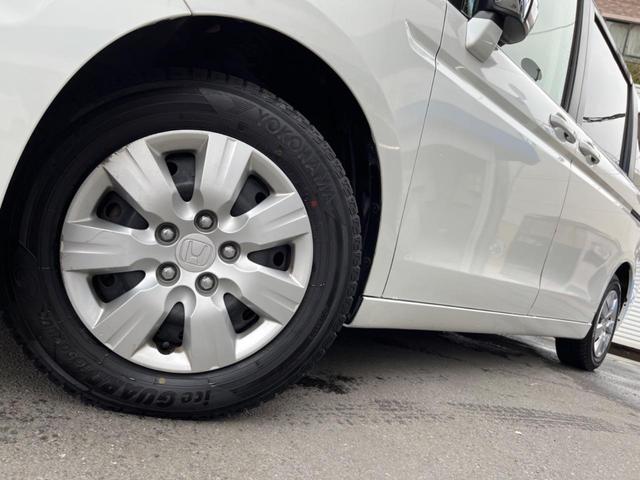 G コンフォートセレクション フリップダウンモニター・禁煙車・両側電動スライドドア・純正ナビ・Bluetooth再生・フルセグTV・バックカメラ・ETC・HIDヘッドライト・クルーズコントロール・スマートキー・ワンオーナー・8人乗(15枚目)