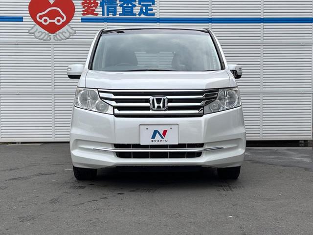 G コンフォートセレクション フリップダウンモニター・禁煙車・両側電動スライドドア・純正ナビ・Bluetooth再生・フルセグTV・バックカメラ・ETC・HIDヘッドライト・クルーズコントロール・スマートキー・ワンオーナー・8人乗(16枚目)
