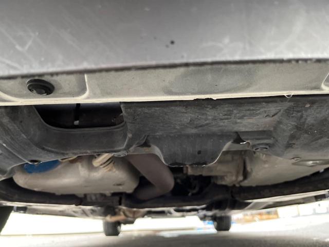 G コンフォートセレクション フリップダウンモニター・禁煙車・両側電動スライドドア・純正ナビ・Bluetooth再生・フルセグTV・バックカメラ・ETC・HIDヘッドライト・クルーズコントロール・スマートキー・ワンオーナー・8人乗(23枚目)