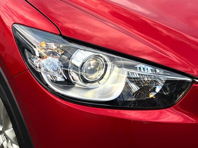 ＣＸ－５ ＸＤ　Ｌパッケージ　純正ＳＤナビ　バックカメラ　ＢＯＳＥサウンド　禁煙車　レザーシート　パワーシート　ドラレコ　スマートキー　ＨＩＤヘッド　ビルトインＥＴＣ　クルコン　デュアルエアコン　純正１９インチアルミ　ＣＤ（12枚目）