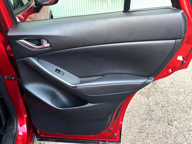 ＣＸ－５ ＸＤ　Ｌパッケージ　純正ＳＤナビ　バックカメラ　ＢＯＳＥサウンド　禁煙車　レザーシート　パワーシート　ドラレコ　スマートキー　ＨＩＤヘッド　ビルトインＥＴＣ　クルコン　デュアルエアコン　純正１９インチアルミ　ＣＤ（40枚目）
