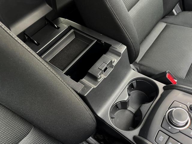 ＣＸ－５ ＸＤ　プロアクティブ　純正ＤＶＤナビ　後席モニター　全周囲カメラ　ＢＯＳＥサウンド　衝突被害軽減システム　レーダークルーズ　電動リアゲート　パワーシート　ドラレコ　コーナーセンサー　スマートキー　ＬＥＤヘッド　ＥＴＣ（67枚目）