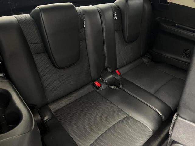 エクストレイル ２０Ｘｔｔ　エマージェンシーブレーキパッケージ　４ＷＤ　純正ＤＶＤナビ　全周囲カメラ　衝突被害軽減システム　電動リアゲート　レザー調シート　コーナーセンサー　スマートキー　ＬＥＤヘッド　ルーフレール　ビルトインＥＴＣ　クルコン　車線逸脱警報（14枚目）