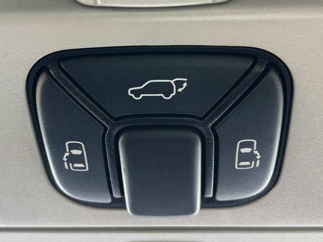 アルファード 240S タイプゴールドII 両側電動ドア SDナビ 後席モニター 電動リアゲート 7人乗り ハーフレザーシート ドラレコ コーナーセンサー スマートキー HIDヘッド ビルトインETC クルコン オートライト デュアルエアコン(5枚目)