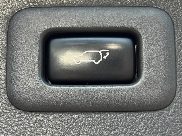 アルファード 240S タイプゴールドII 両側電動ドア SDナビ 後席モニター 電動リアゲート 7人乗り ハーフレザーシート ドラレコ コーナーセンサー スマートキー HIDヘッド ビルトインETC クルコン オートライト デュアルエアコン(6枚目)