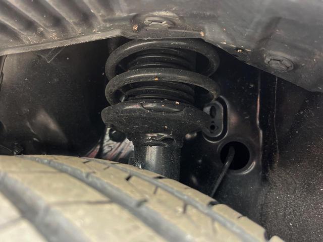 スペーシアカスタム ハイブリッドＸＳターボ　両側電動ドア　純正ＳＤナビ　バックカメラ　衝突被害軽減システム　ハーフレザーシート　シートヒーター　コーナーセンサー　スマートキー　ＬＥＤヘッド　ビルトインＥＴＣ　クルコン　車線逸脱警報（27枚目）