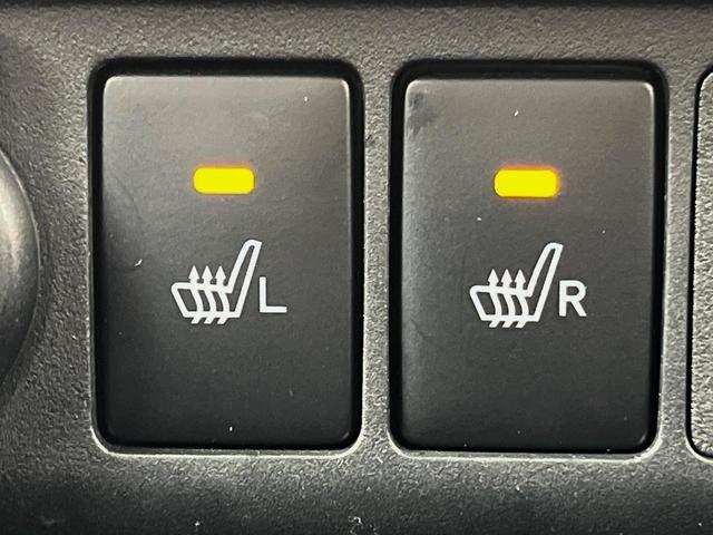 ルーミー カスタムＧ　両側電動ドア　純正ＳＤナビ　全周囲カメラ　衝突被害軽減システム　レーダークルーズ　コーナーセンサー　スマートキー　ＬＥＤヘッド　オートエアコン　純正１４インチアルミ　Ｂｌｕｅｔｏｏｔｈ　ＣＤ（7枚目）