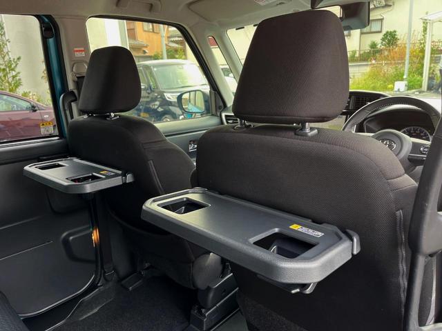 ルーミー カスタムＧ　両側電動ドア　純正ＳＤナビ　全周囲カメラ　衝突被害軽減システム　レーダークルーズ　コーナーセンサー　スマートキー　ＬＥＤヘッド　オートエアコン　純正１４インチアルミ　Ｂｌｕｅｔｏｏｔｈ　ＣＤ（11枚目）