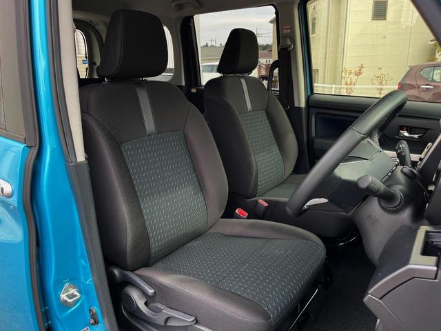 ルーミー カスタムＧ　両側電動ドア　純正ＳＤナビ　全周囲カメラ　衝突被害軽減システム　レーダークルーズ　コーナーセンサー　スマートキー　ＬＥＤヘッド　オートエアコン　純正１４インチアルミ　Ｂｌｕｅｔｏｏｔｈ　ＣＤ（12枚目）