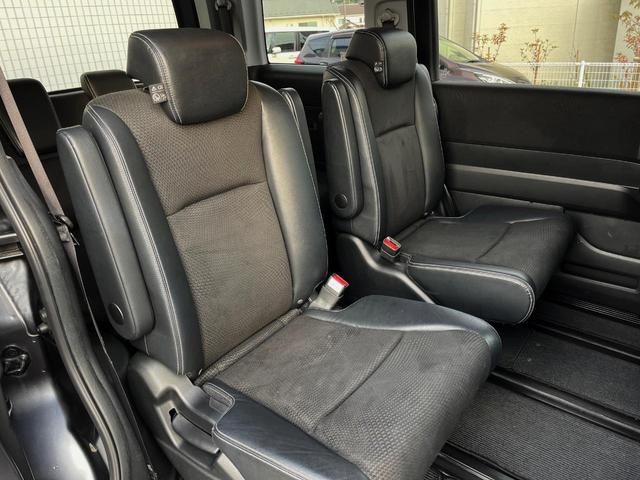 ステップワゴンスパーダ Z クールスピリット 両側電動ドア 純正SDナビ 後席モニター バックカメラ ハーフレザーシート ドラレコ スマートキー HIDヘッド ビルトインETC クルコン オートライト オートエアコン 純正17インチアルミ(13枚目)