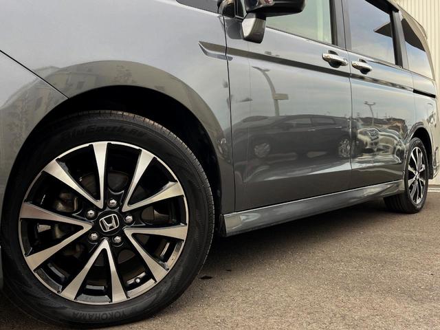 ステップワゴンスパーダ Z クールスピリット 両側電動ドア 純正SDナビ 後席モニター バックカメラ ハーフレザーシート ドラレコ スマートキー HIDヘッド ビルトインETC クルコン オートライト オートエアコン 純正17インチアルミ(18枚目)