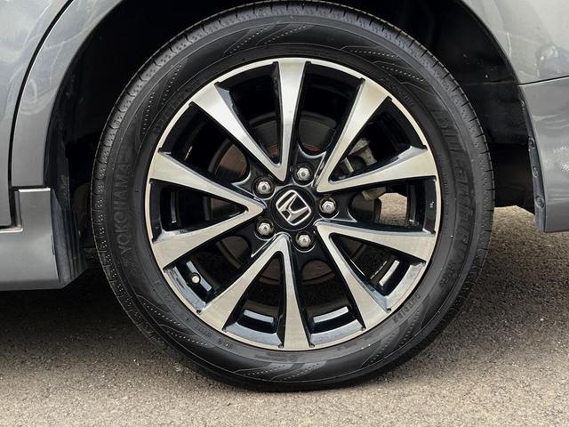 ステップワゴンスパーダ Z クールスピリット 両側電動ドア 純正SDナビ 後席モニター バックカメラ ハーフレザーシート ドラレコ スマートキー HIDヘッド ビルトインETC クルコン オートライト オートエアコン 純正17インチアルミ(28枚目)