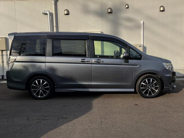 ステップワゴンスパーダ Z クールスピリット 両側電動ドア 純正SDナビ 後席モニター バックカメラ ハーフレザーシート ドラレコ スマートキー HIDヘッド ビルトインETC クルコン オートライト オートエアコン 純正17インチアルミ(37枚目)