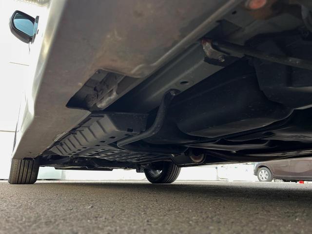 ステップワゴンスパーダ Z クールスピリット 両側電動ドア 純正SDナビ 後席モニター バックカメラ ハーフレザーシート ドラレコ スマートキー HIDヘッド ビルトインETC クルコン オートライト オートエアコン 純正17インチアルミ(38枚目)