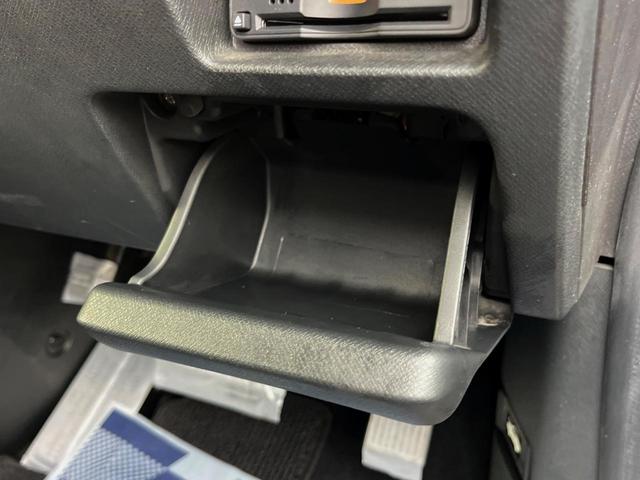 ステップワゴンスパーダ Z クールスピリット 両側電動ドア 純正SDナビ 後席モニター バックカメラ ハーフレザーシート ドラレコ スマートキー HIDヘッド ビルトインETC クルコン オートライト オートエアコン 純正17インチアルミ(47枚目)