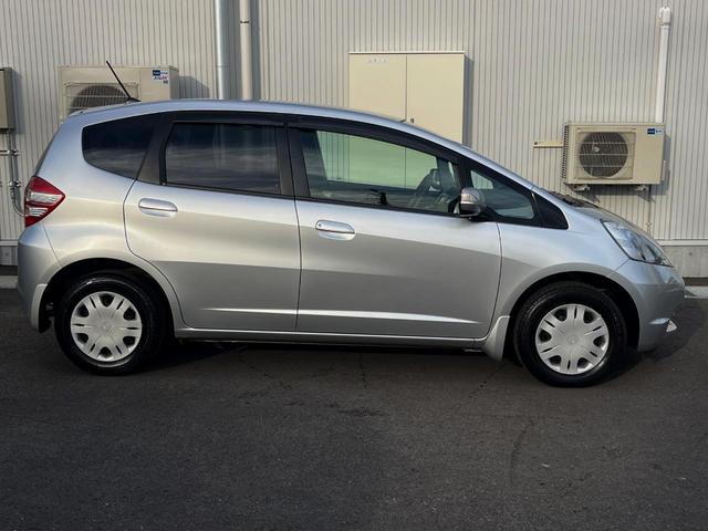 フィット G ハイウェイエディション 純正HDDナビ バックカメラ 寒冷地仕様 ビルトインETC CD DVD再生(29枚目)