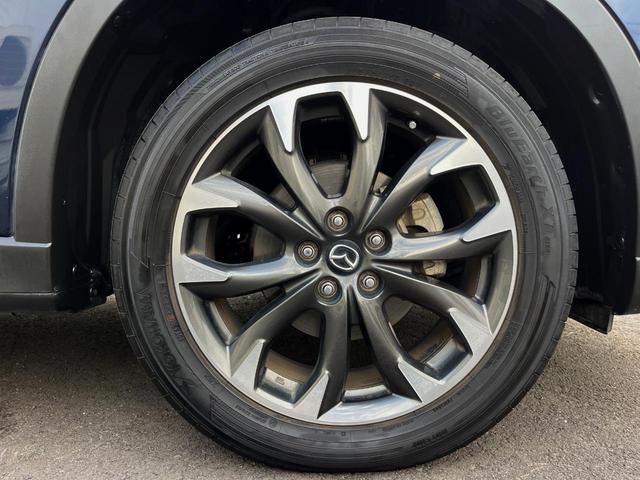 ＣＸ－５ ＸＤ　Ｌパッケージ　ディーゼル（軽油）　サンルーフ　バックカメラ　ＢＯＳＥサウンド　レーダークルーズ　レザーシート　スマートキー　ＬＥＤヘッド　ＥＴＣ　純正１９インチアルミ　車線逸脱警報　オートライト　デュアルエアコン（30枚目）