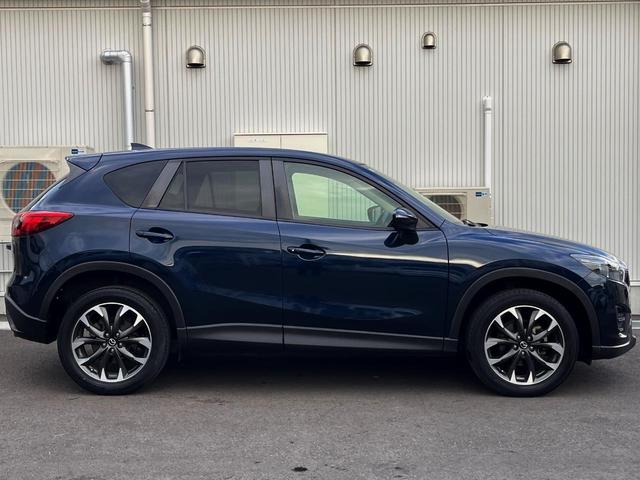 ＣＸ－５ ＸＤ　Ｌパッケージ　ディーゼル（軽油）　サンルーフ　バックカメラ　ＢＯＳＥサウンド　レーダークルーズ　レザーシート　スマートキー　ＬＥＤヘッド　ＥＴＣ　純正１９インチアルミ　車線逸脱警報　オートライト　デュアルエアコン（37枚目）