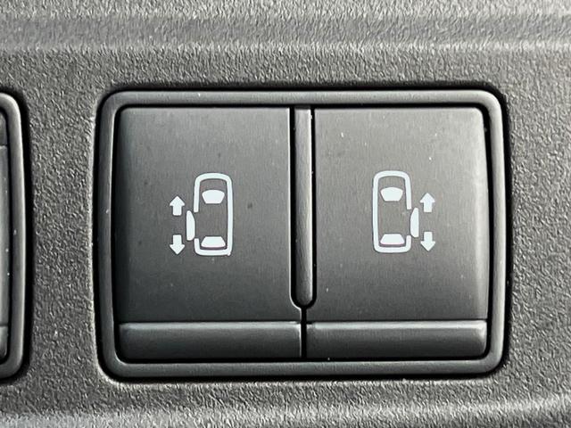 セレナ ハイウェイスター　両側電動ドア　全周囲カメラ　衝突被害軽減システム　レーダークルーズ　ドラレコ　コーナーセンサー　スマートキー　ＬＥＤヘッド　ビルトインＥＴＣ　純正１６インチアルミ　車線逸脱警報　オートライト（6枚目）