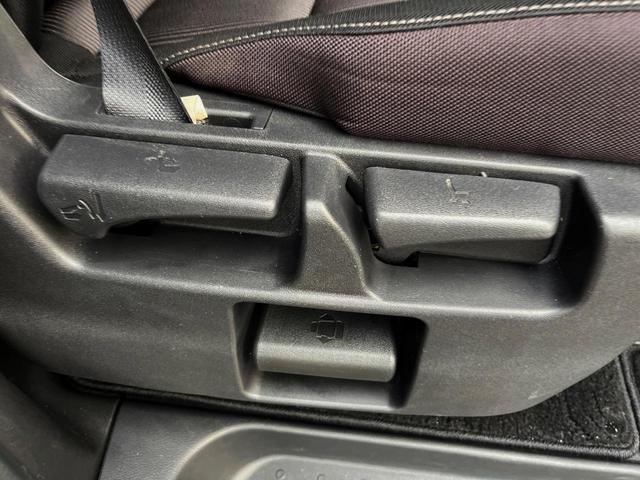 セレナ ハイウェイスター　両側電動ドア　全周囲カメラ　衝突被害軽減システム　レーダークルーズ　ドラレコ　コーナーセンサー　スマートキー　ＬＥＤヘッド　ビルトインＥＴＣ　純正１６インチアルミ　車線逸脱警報　オートライト（38枚目）