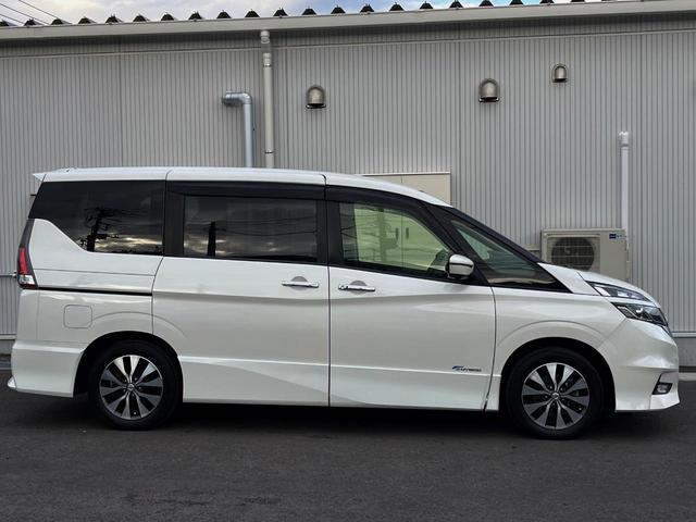 セレナ ハイウェイスター　両側電動ドア　全周囲カメラ　衝突被害軽減システム　レーダークルーズ　ドラレコ　コーナーセンサー　スマートキー　ＬＥＤヘッド　ビルトインＥＴＣ　純正１６インチアルミ　車線逸脱警報　オートライト（41枚目）