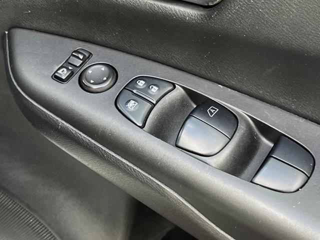 セレナ ハイウェイスター　両側電動ドア　全周囲カメラ　衝突被害軽減システム　レーダークルーズ　ドラレコ　コーナーセンサー　スマートキー　ＬＥＤヘッド　ビルトインＥＴＣ　純正１６インチアルミ　車線逸脱警報　オートライト（48枚目）