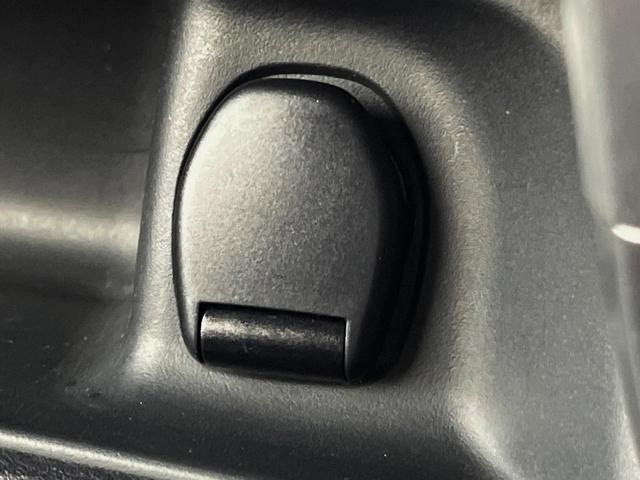 セレナ ハイウェイスター　両側電動ドア　全周囲カメラ　衝突被害軽減システム　レーダークルーズ　ドラレコ　コーナーセンサー　スマートキー　ＬＥＤヘッド　ビルトインＥＴＣ　純正１６インチアルミ　車線逸脱警報　オートライト（62枚目）