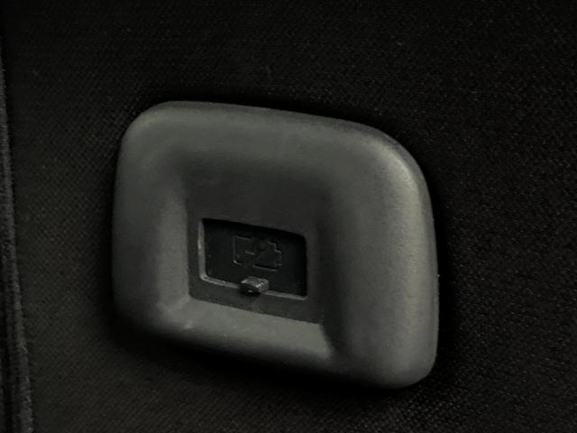 セレナ ＸＶ　純正１０型ナビ　両側電動ドア　全周囲カメラ　衝突被害軽減システム　ドラレコ　コーナーセンサー　スマートキー　ＬＥＤヘッド　ビルトインＥＴＣ　クルコン　車線逸脱警報　オートエアコン　リアエアコン（36枚目）