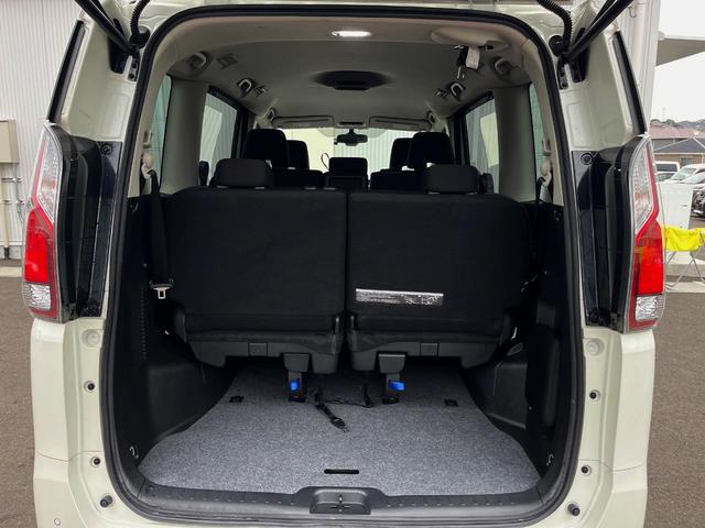 セレナ ＸＶ　純正１０型ナビ　両側電動ドア　全周囲カメラ　衝突被害軽減システム　ドラレコ　コーナーセンサー　スマートキー　ＬＥＤヘッド　ビルトインＥＴＣ　クルコン　車線逸脱警報　オートエアコン　リアエアコン（39枚目）