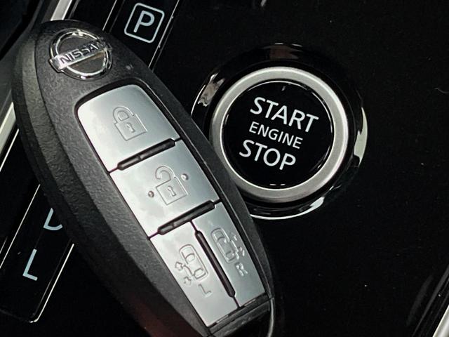 セレナ ＸＶ　純正１０型ナビ　両側電動ドア　全周囲カメラ　衝突被害軽減システム　ドラレコ　コーナーセンサー　スマートキー　ＬＥＤヘッド　ビルトインＥＴＣ　クルコン　車線逸脱警報　オートエアコン　リアエアコン（44枚目）