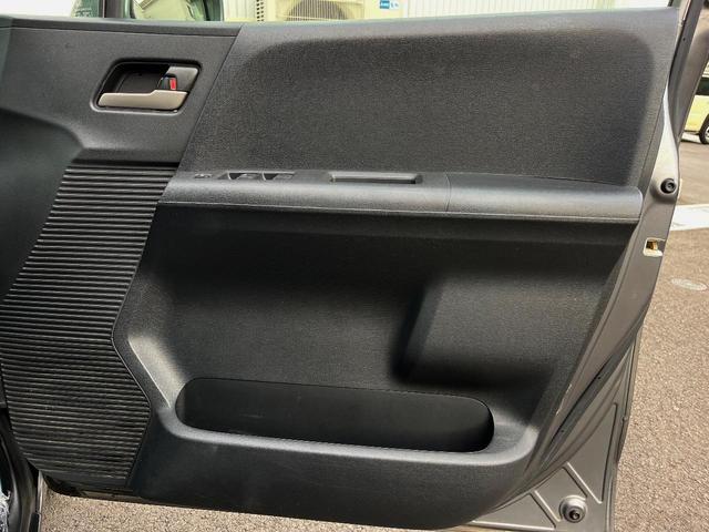 フリード Ｇ　ハイウェイエディション　電動スライドドア　ＨＤＤナビ　バックカメラ　ＨＩＤヘッド　ビルトインＥＴＣ　オートライト　オートエアコン　ＤＶＤ再生　地デジ（38枚目）