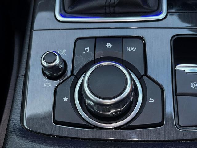 ＣＸ－５ ＸＤ　Ｌパッケージ　ディーゼル（軽油）　バックカメラ　ＢＯＳＥサウンド　レーダークルーズ　レザーシート　コーナーセンサー　スマートキー　ＨＩＤヘッド　ＥＴＣ　純正１９インチアルミ　オートハイビーム　オートライト（50枚目）