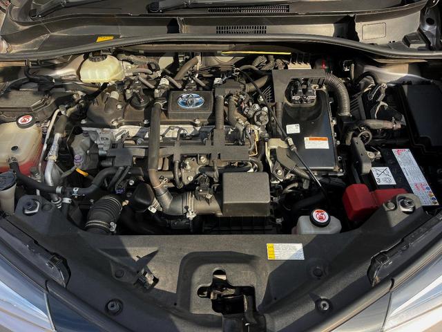 Ｃ－ＨＲ Ｓ　純正ＳＤナビ　バックカメラ　衝突被害軽減システム　レーダークルーズ　ドラレコ　スマートキー　ビルトインＥＴＣ　純正１７インチアルミ　車線逸脱警報　オートライト　デュアルエアコン　Ｂｌｕｅｔｏｏｔｈ（20枚目）