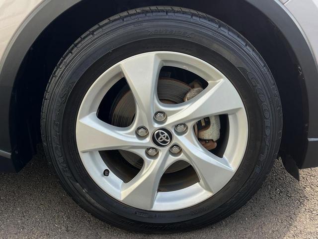 Ｃ－ＨＲ Ｓ　純正ＳＤナビ　バックカメラ　衝突被害軽減システム　レーダークルーズ　ドラレコ　スマートキー　ビルトインＥＴＣ　純正１７インチアルミ　車線逸脱警報　オートライト　デュアルエアコン　Ｂｌｕｅｔｏｏｔｈ（26枚目）