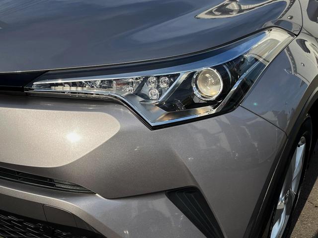 Ｃ－ＨＲ Ｓ　純正ＳＤナビ　バックカメラ　衝突被害軽減システム　レーダークルーズ　ドラレコ　スマートキー　ビルトインＥＴＣ　純正１７インチアルミ　車線逸脱警報　オートライト　デュアルエアコン　Ｂｌｕｅｔｏｏｔｈ（32枚目）