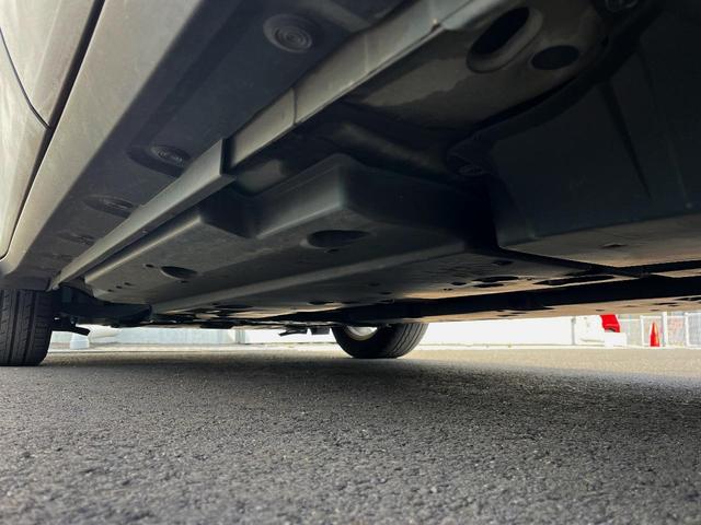 Ｃ－ＨＲ Ｓ　純正ＳＤナビ　バックカメラ　衝突被害軽減システム　レーダークルーズ　ドラレコ　スマートキー　ビルトインＥＴＣ　純正１７インチアルミ　車線逸脱警報　オートライト　デュアルエアコン　Ｂｌｕｅｔｏｏｔｈ（36枚目）