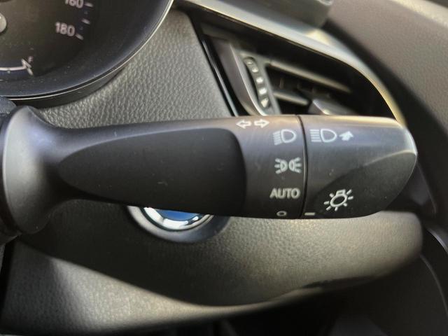 Ｃ－ＨＲ Ｓ　純正ＳＤナビ　バックカメラ　衝突被害軽減システム　レーダークルーズ　ドラレコ　スマートキー　ビルトインＥＴＣ　純正１７インチアルミ　車線逸脱警報　オートライト　デュアルエアコン　Ｂｌｕｅｔｏｏｔｈ（45枚目）