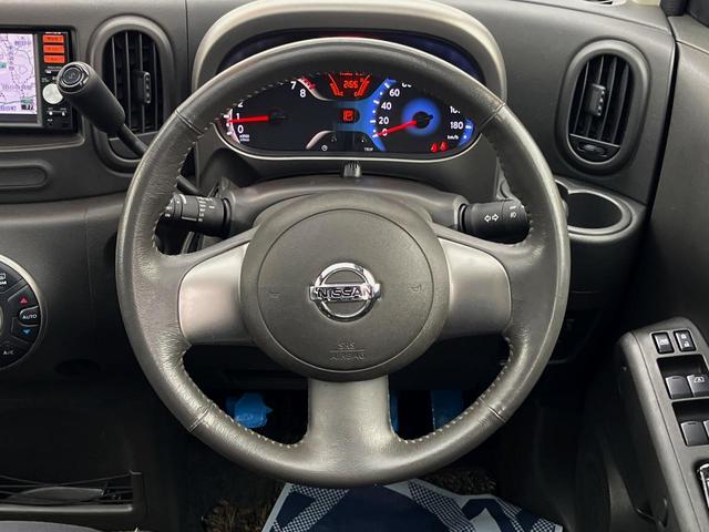 �y�����v�����X�e�A�����O�z�㎿�Ȋv���g�p���邱�ƂŁA��ɂ����������݂ƂĂ��^�]���₷���n���h���ł���