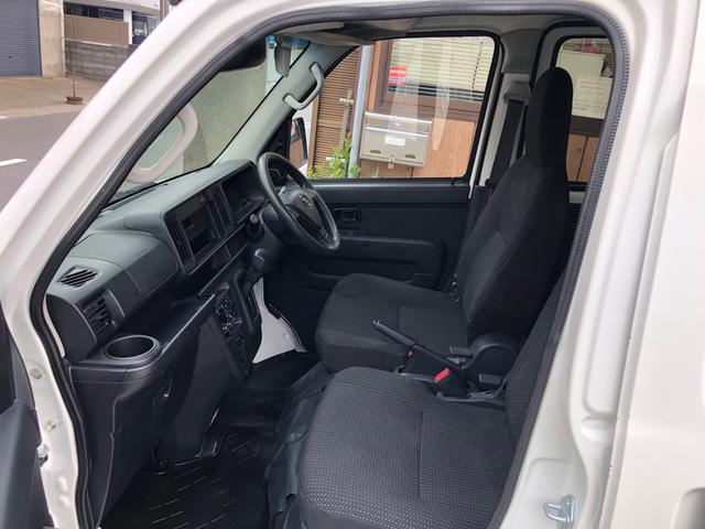 ハイゼットカーゴ ＤＸ　ＳＡＩＩＩ（4枚目）