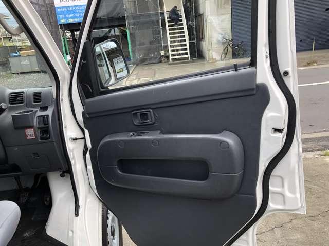 ハイゼットカーゴ ２シーター　ブラインド仕様　ハイルーフ（34枚目）