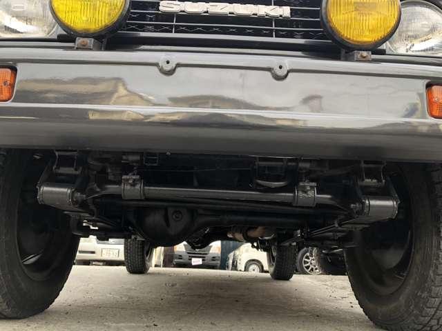 ジムニー HC バン 4WD ターボ 5MT(16枚目)