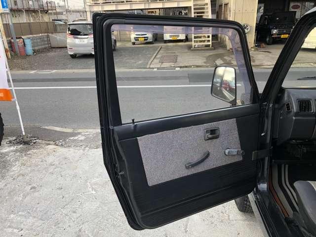 ジムニー HC バン 4WD ターボ 5MT(26枚目)