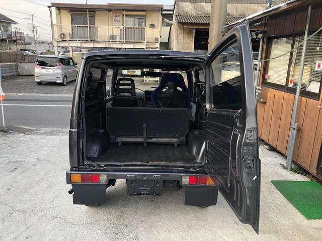 ジムニー HC バン 4WD ターボ 5MT(29枚目)