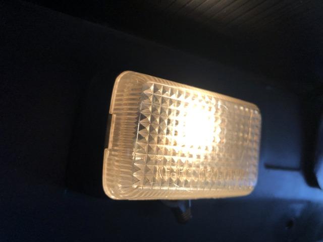 ジムニー HC バン 4WD ターボ 5MT(33枚目)