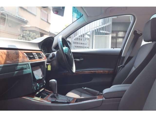 323i ワンオーナー 社外ナビ バックカメラ(16枚目)