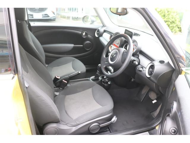 ＭＩＮＩ ワン　パワーウインドウ　エアコン　サイドエアバッグ　運転席エアバッグ　ＡＢＳ　パワーステアリング　助手席エアバック（23枚目）