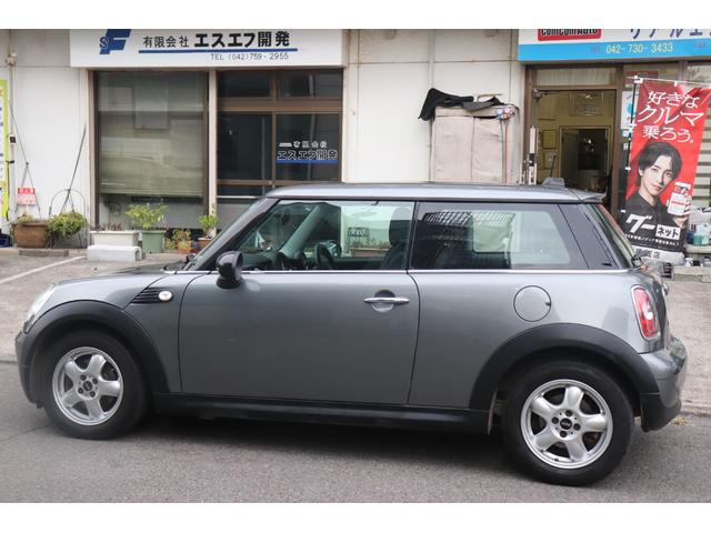 ＭＩＮＩ クーパー　オートエアコン　ＡＢＳ　パワーステアリング　パワーウィンドウ　運転席エアバッグ　カーテンエアバッグ　ダブルエアバッグ（8枚目）