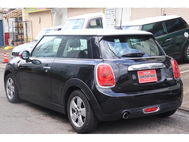 ＭＩＮＩ クーパー　運転席エアバッグ　カーテンエアバッグ　ＰＷ　ＡＢＳ　エアコン　パワーステアリング　運転席助手席エアバック（14枚目）