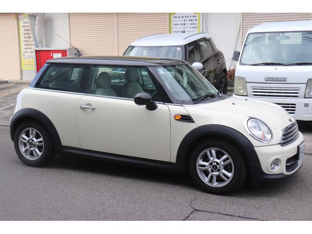 MINI クーパー オートエアコン ABS パワーステアリング パワーウィンドウ 運転席エアバッグ カーテンエアバッグ ダブルエアバッグ(2枚目)